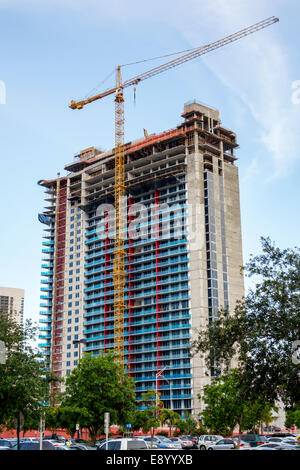 Miami Florida,Aventura,high rise skyscraper skyscrapers building buildings condominium residential apartment apartments housing,building,crane,new,und Stock Photo