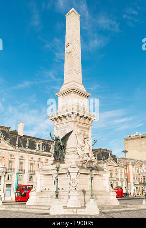 Portugal Lisbon Baixa Avenida built 1886 monument statue obelisk to War of Restoration victory Spain in Praca dos Restauradores Stock Photo