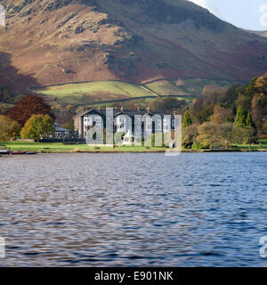 Inn on the Lake Hotel on the shores of Ullswater Lake in Glenridding, Lake District, Cumbria, England, UK Stock Photo
