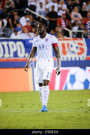 Florida, USA. 14th Oct, 2014. United States Forward Jozy Altidore (17) during the international friendly between the US Men's National Team and Honduras at FAU Stadium in Boca Raton, Florida © Action Plus Sports/Alamy Live News Stock Photo