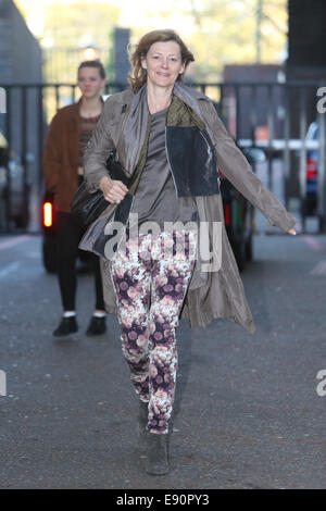 Pippa Haywood and daughter outside ITV Studios  Featuring: Pippa Haywood and daughter Where: London, United Kingdom When: 14 Apr 2014 Stock Photo