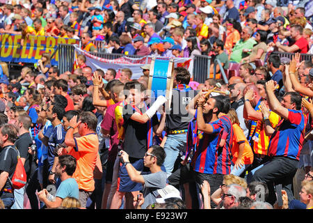 Fans of FC Barcelona show their support during the UEFA Champions ...