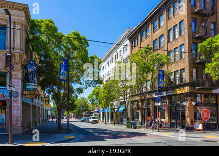 Shops on Telegraph Avenue near UC Berkeley, Berkeley, Alameda County, California, USA Stock Photo