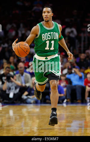 October 16, 2014: Boston Celtics guard Evan Turner (11) in action during the NBA preseason game between the Boston Celtics and the Philadelphia 76ers at the Wells Fargo Center in Philadelphia, Pennsylvania. The Celtics won 111-91. (Christopher Szagola/Cal Sport Media) Stock Photo