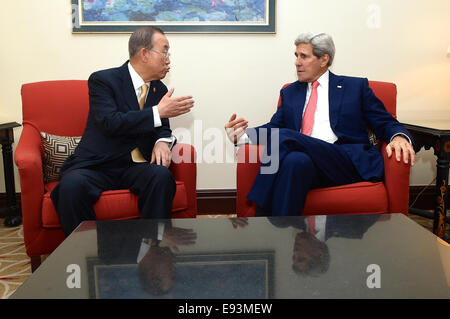 U.S. Secretary of State John Kerry chats with United Nations Secretary-General Ban Ki-moon before a bilateral discussion on the Stock Photo