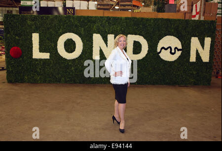 Deborah Meaden launches Dot London, the new web domain name for London, at New Covent Garden Market  ***THIS SET IS STRICTLY EMBARGOED UNTIL 14:00 WEDNESDAY 16TH APRIL***  Featuring: Deborah Meaden Where: London, United Kingdom When: 16 Apr 2014 Stock Photo