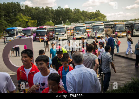 September 6, 2013, Seoul, South Korea -  High school students at the DMZ. Stock Photo