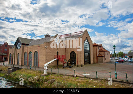The Grimsby Fishing Heritage Centre is a museum at Alexandra Dock depicting the 1950s heyday of the distant waters fishing fleet Stock Photo