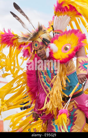 Men's fancy dance, Pow-wow, Blackfoot Crossing, Alberta, Canada Stock Photo