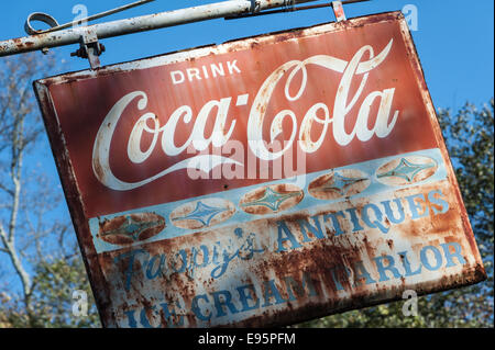 Rusted, metal 'Drink Coca-Cola' sign at Pappy's in the Blue Ridge Mountains at Blairsville, Georgia, USA. Stock Photo