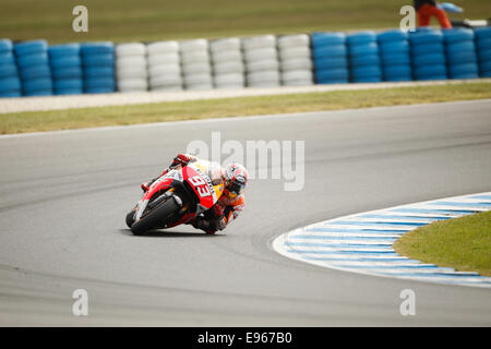 Phillip Island, Australia. 19th Oct, 2014. Spanish rider Marc Marquez on bike number 93 on the repsol Honda in the motoGP class  at the 2014 Tissot Australian Motorcycle Grand Prix Credit:  Jandrie Lombard/Alamy Live News Stock Photo