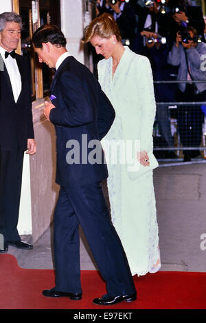 Prince Charles and  Princess Diana arriving at the Covent Garden Opera House. London, England, UK June 7 1989 Stock Photo