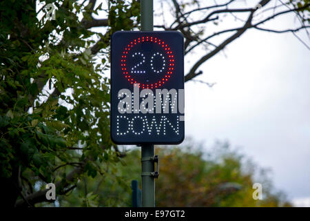 20 twenty miles per hour mph sign slow down traffic Stock Photo