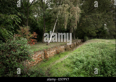 An example of a Ha-ha wall at Warley Place in Essex.  The garden of the home of horticulturalist Miss Ellen Willmott in Essex. Stock Photo