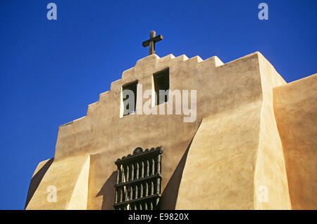 First Presbyterian church, designed by ohn Gaw Meem, in Santa Fe, New Mexico Stock Photo