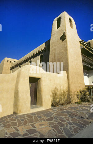 The New Mexico Museum of Fine Art near the historic Santa Fe Plaza in Santa Fe, New Mexico Stock Photo