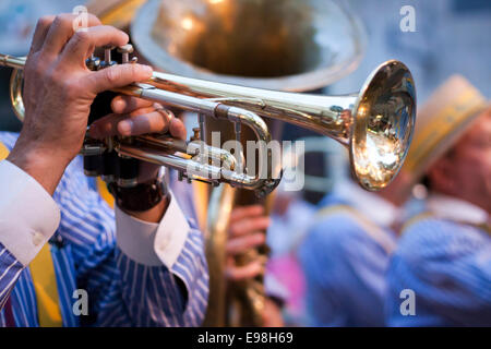 Front View of a Trumpet Player Stock Photo: 19158097 - Alamy