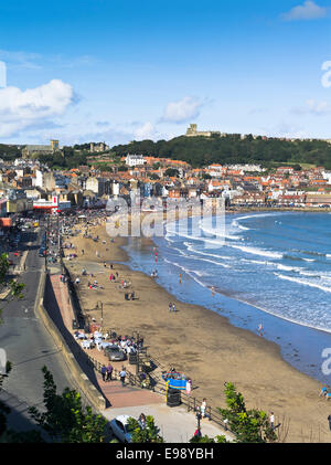 dh South Bay beach promenade SCARBOROUGH NORTH YORKSHIRE Castle sands sea front coast town england holiday summer resort seaside uk Stock Photo