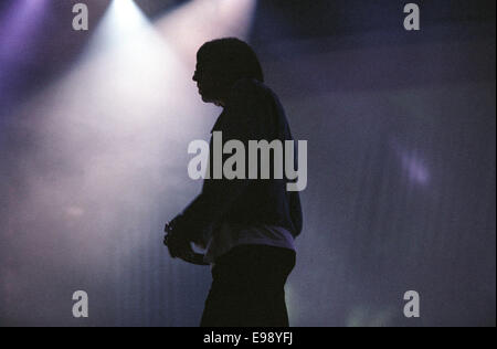 Liam Gallagher of Oasis on stage in concert at 'Rock On The Green', in Glasgow, Scotland, in August 2000. Stock Photo