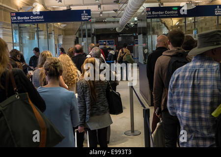 UK border control at Gare du Nord, Eurostar, Paris Stock Photo