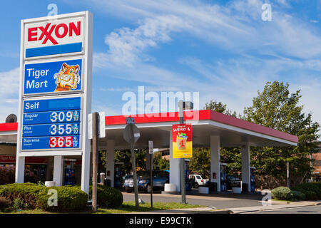 closest exxon gas station