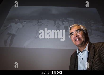 Los Angeles, California, USA. 22nd Oct, 2014. Kim Phuc Phan Thi, as the child depicted in the Pulitzer Prize-winning photograph ''The Terror of War'' or ''Napalm Girl'' taken by Associated Press photographer Nick Ut during the Vietnam War, speaks to students at Westridge School about her life and the power of forgiveness, in Pasadena, California, Wednesday, October, 22. 2014. Credit:  Ringo Chiu/ZUMA Wire/Alamy Live News Stock Photo