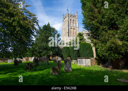 Church and graveyard in Chipping Campden Stock Photo