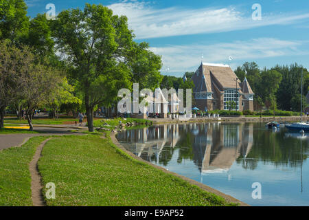 BANDSTAND LAKE HARRIET CHAIN OF LAKES BYWAY MINNEAPOLIS MINNESOTA USA Stock Photo