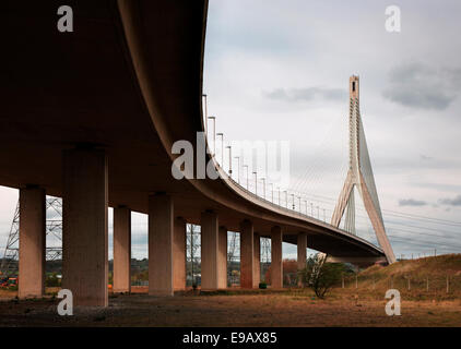 A548 Flintshire bridge Connahs Quay, Flint, Queensferry North Wales dual carriageway contemporary suspension bridge from field Stock Photo