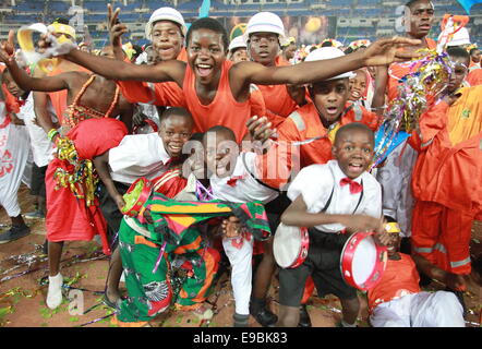 Lusaka, Zambia. 23rd Oct, 2014. Performers pose for group photos after the celebrations of the 50th anniversary of Zambian independence, in Lusaka, capital of Zambia, on Oct. 23, 2014. Credit:  Peng Lijun/Xinhua/Alamy Live News Stock Photo