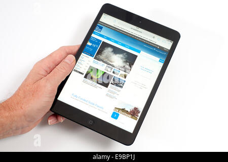 iPad mini with weather app on screen Stock Photo