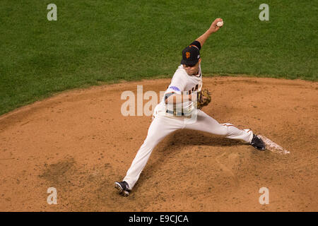 San Francisco. 24th Oct, 2014. California USA. San Francisco Giants relief pitcher Javier Lopez (49) pitching in the 6th inning, during game three of the World Series between the San Francisco Giants and the Kansas City Royals at AT&amp;T Park in San Francisco, California, USA. Credit:  Action Plus Sports/Alamy Live News Stock Photo