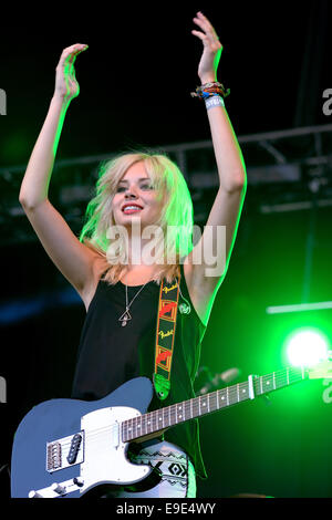 BENICASSIM, SPAIN - JULY 20: Nina Nesbitt (singer) performs at FIB Festival on July 20, 2014 in Benicassim, Spain. Stock Photo