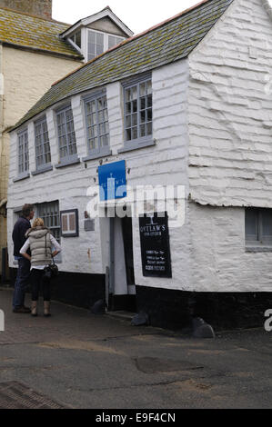 Nathan Outlaw's Restaurant In The Oldest Building In Port Isaac ...