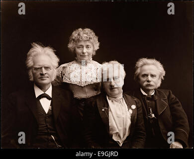 Bjørnstjerne Bjørnson og Karoline Bjørnson sammen med Nina og Edvard Grieg, 1903 Stock Photo