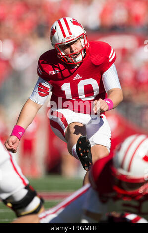 Wisconsin Kicker Wisconsin Badgers place kicker Rafael Gaglianone (10) kicks a field ...