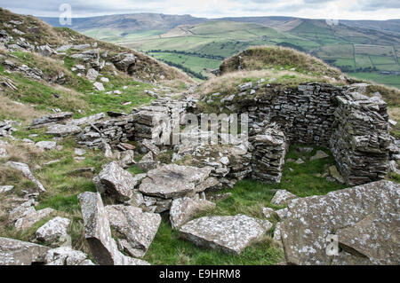 Cracken edge quarries near Chinley in Derbyshire. Remains of quarry buildings. Stock Photo