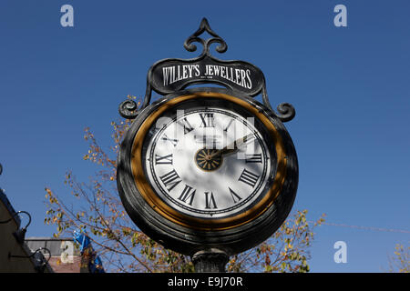 willeys jewellers clock made by memory station clock company on broadway saskatoon Saskatchewan Canada Stock Photo