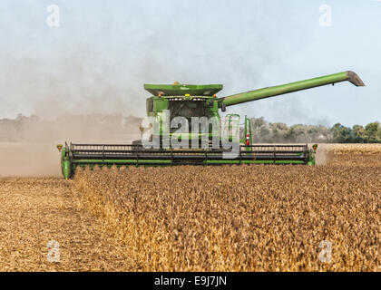 John Deere S670 Soybean Sunset Stock Photo - Download Image Now