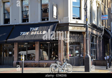 The Ten Bells pub on Commercial Street in Spitalfields, east London. Stock Photo