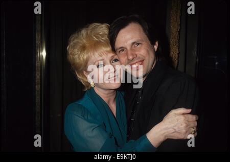 DEBBIE REYNOLDS at her 63rd birthday party 1995.k9382lr.(Credit Image: © Lisa Rose/Globe Photos/ZUMA Wire) Stock Photo