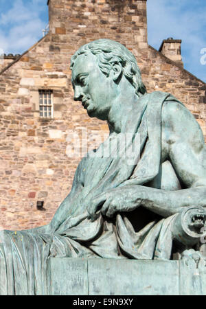 Statue of philosopher David Hume, Royal Mile, Edinburgh, Scotland, UK Stock Photo