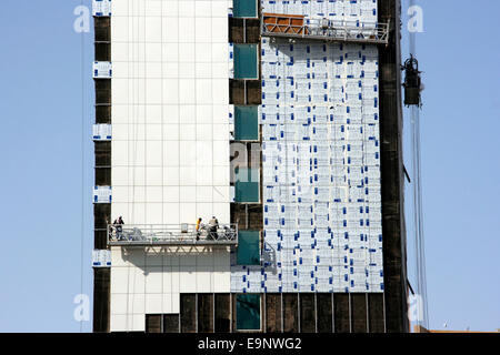 Construction work on a tower in Manama, Bahrain Stock Photo