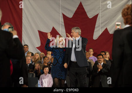 Vaughan, CAN., 30 Oct 2014 - Prime Minister Stephen Harper at a campaign-style stop in Vaughan at the Joseph & Wolf Lebovic Jewish Community Campus to announce a series of tax measures, including the long-promised income splitting. Credit:  Victor Biro/Alamy Live News Stock Photo