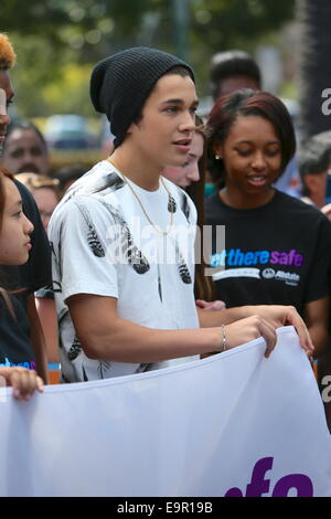 Austin Mahone seen at Universal Studios where he was interviewed by Mario Lopez for television show Extra.  Featuring: Austin Mahone Where: Los Angeles, California, United States When: 28 Apr 2014 Stock Photo