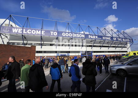 Liverpool, UK. Saturday 01 November 2014  Pictured: A crowd of Everton fans outside goodison Park.  Re: Premier League Everton v Swansea City FC at Goodison Park, Liverpool, Merseyside, UK. Credit:  D Legakis/Alamy Live News Stock Photo