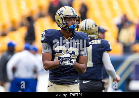 Pittsburgh, Pennsylvania, USA. 1st Nov, 2014. Pittsburgh WR TYLER BOYD (23) prior to the game between the Duke Blue Devils and the Pittsburgh Panthers played at Heinz Field in Pittsburgh, Pennsylvania. © Frank Jansky/ZUMA Wire/Alamy Live News Stock Photo