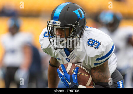 Pittsburgh, Pennsylvania, USA. 1st Nov, 2014. Duke RB JOSH SNEAD (9) prior to the game between the Duke Blue Devils and the Pittsburgh Panthers played at Heinz Field in Pittsburgh, Pennsylvania. © Frank Jansky/ZUMA Wire/Alamy Live News Stock Photo