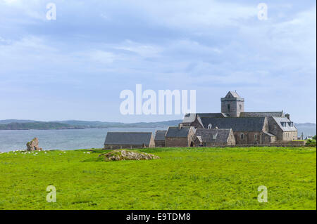 The ancient Iona Abbey on Isle of Iona in the Inner Hebrides and Western Isles, West Coast of SCOTLAND Stock Photo