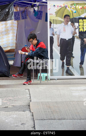 Pro-Democracy Student Camp. Hennessy Road, Causeway Bay, Hong Kong. Stock Photo